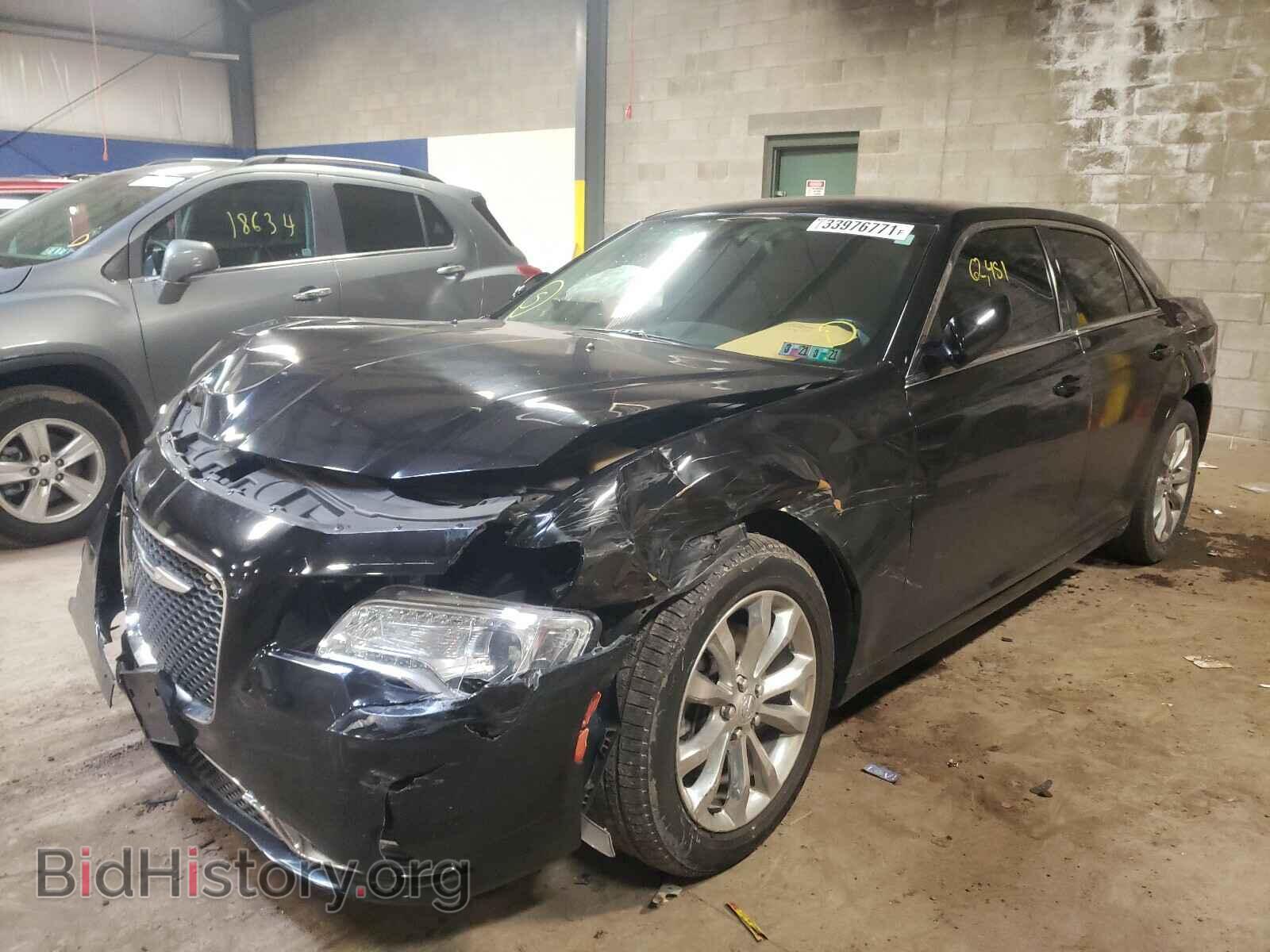 2015 CHRYSLER 300 - VIN: 2C3CCARG4FH756840 - Фото 2