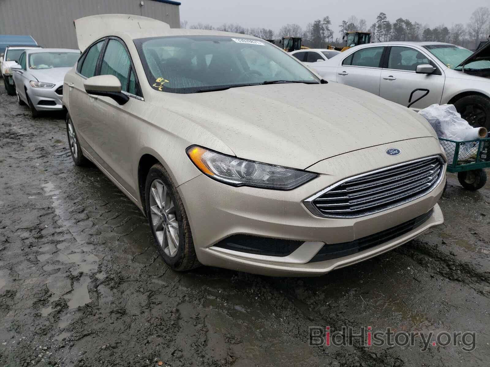 Photo 3FA6P0H72HR319621 - FORD FUSION 2017