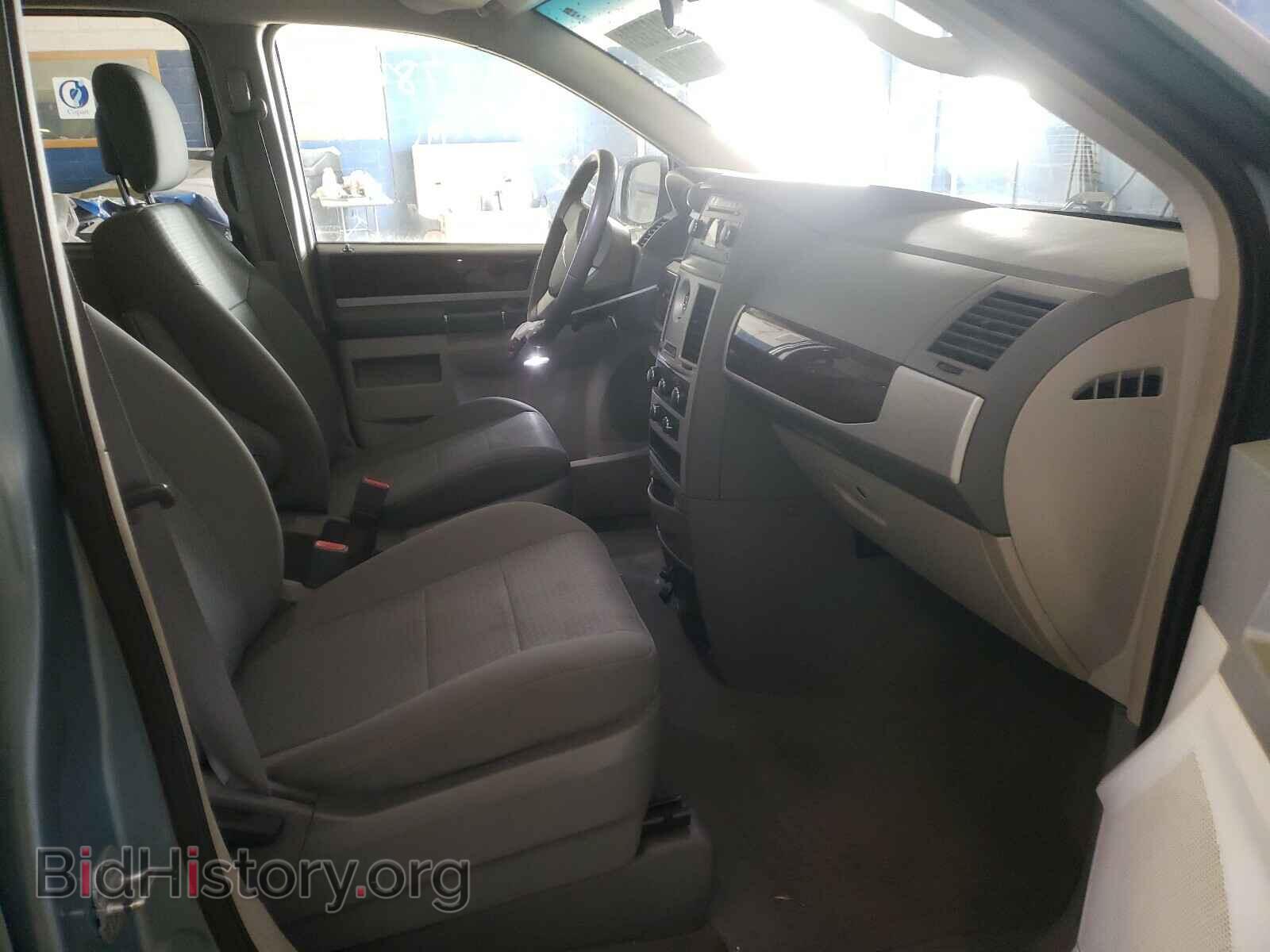 2010 CHRYSLER MINIVAN - VIN: 2A4RR5D17AR319149 - Фото 5