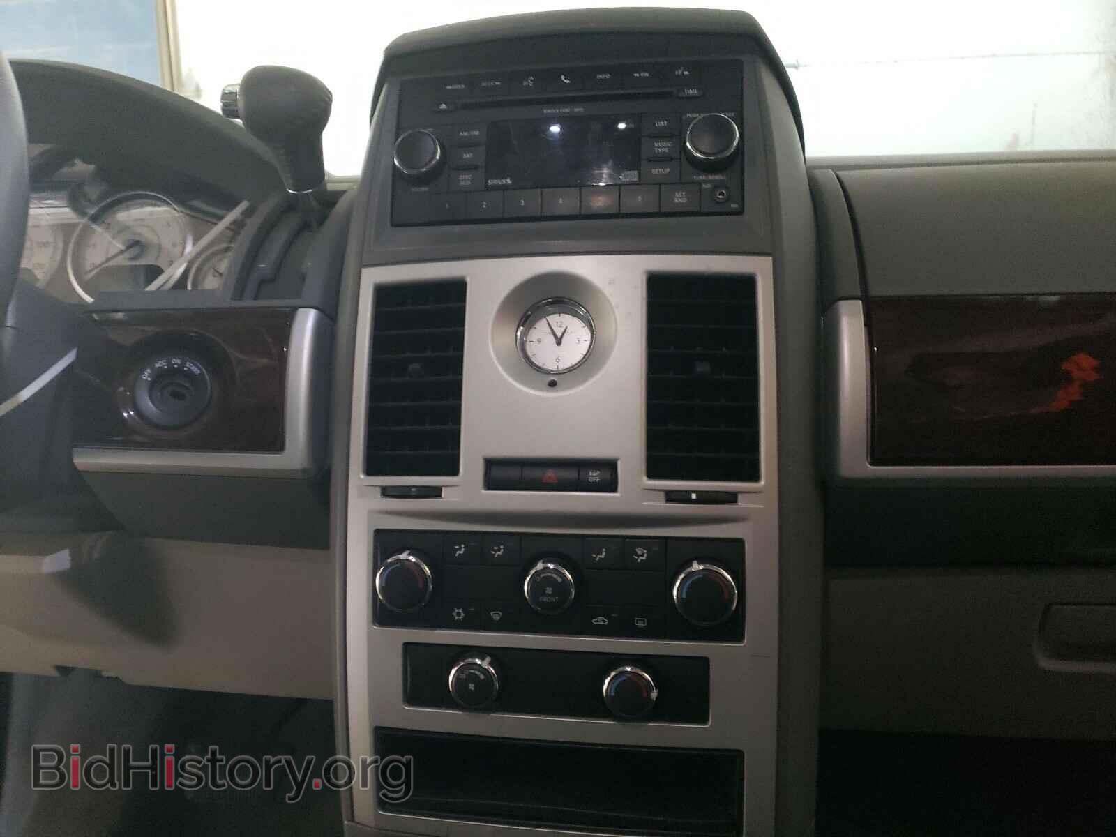 2010 CHRYSLER MINIVAN - VIN: 2A4RR5D17AR319149 - Фото 9