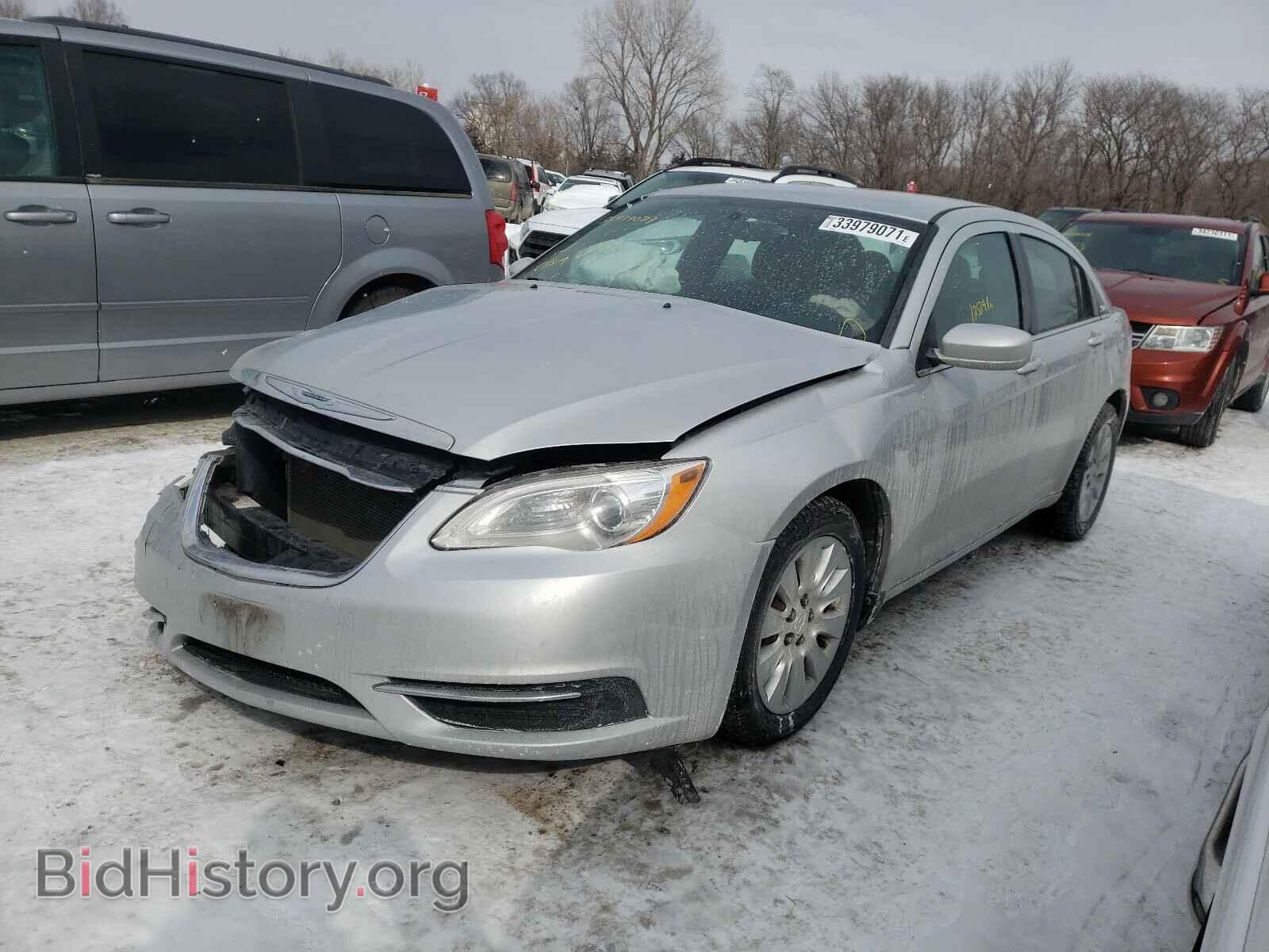 2012 CHRYSLER 200 - VIN: 1C3CCBAB8CN320596 - Фото 2