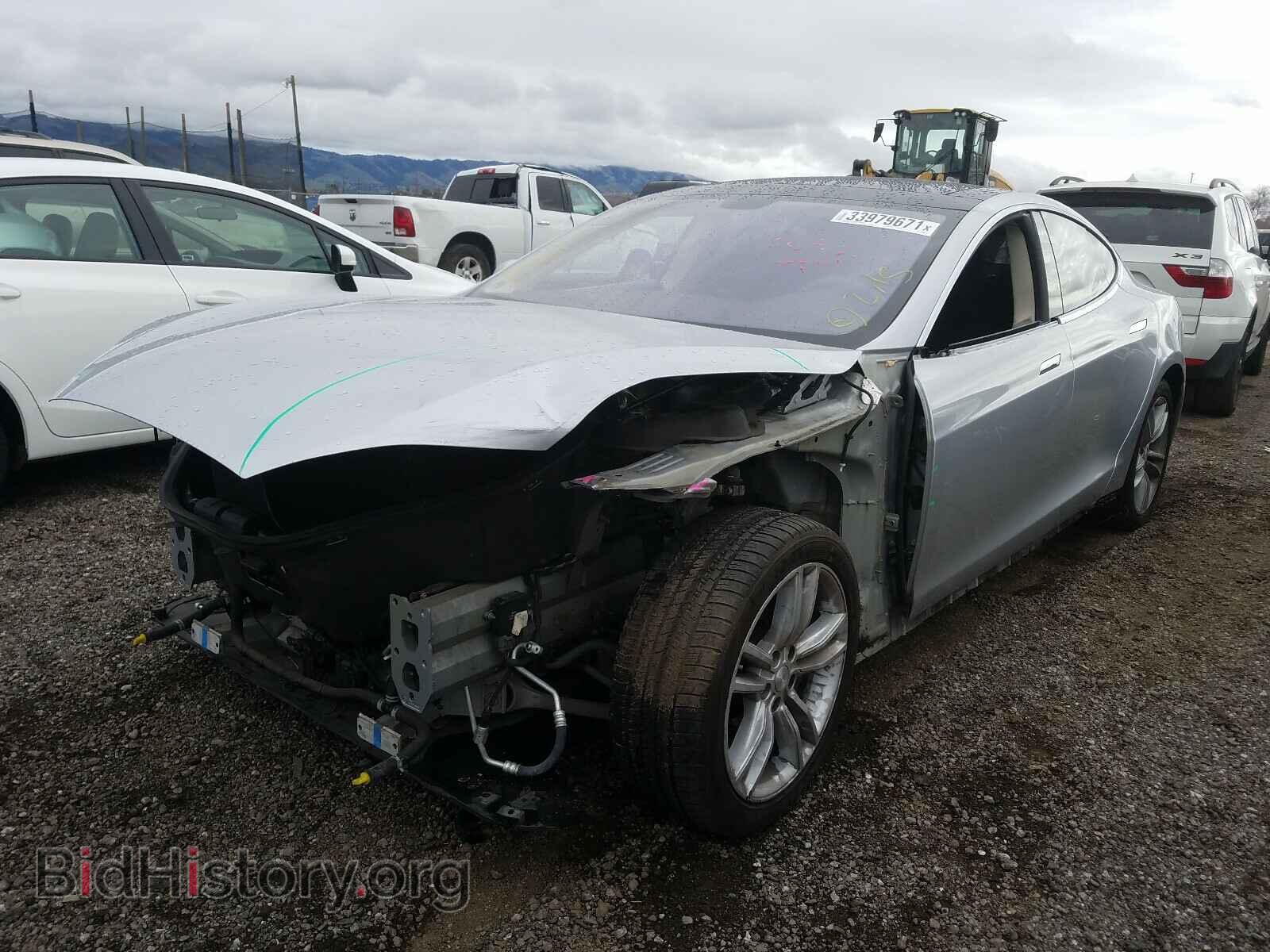 2014 TESLA MODEL S - VIN: 5YJSA1H11EFP38584 - Photo 2