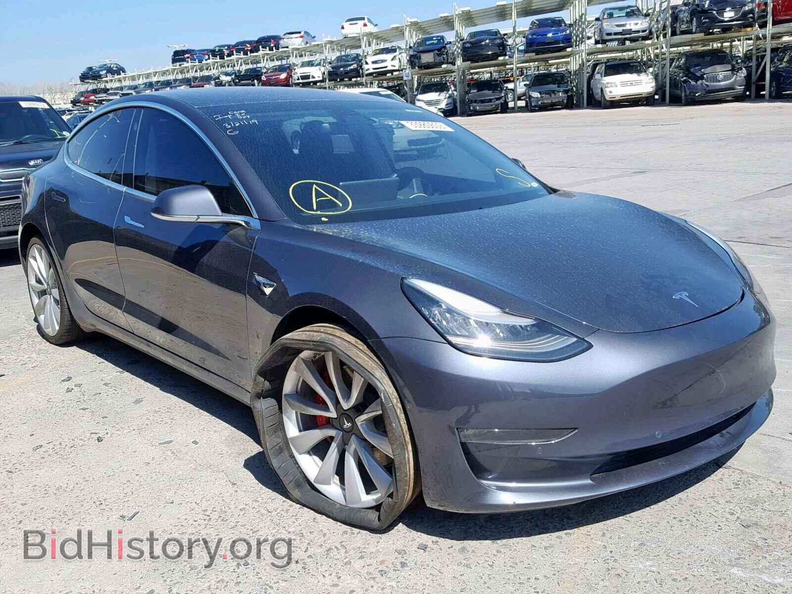 Фотография 5YJ3E1EB3JF073199 - TESLA MODEL 3 2018