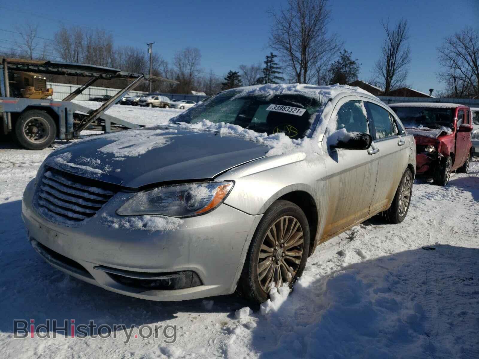 2011 CHRYSLER 200 - VIN: 1C3BC2FB0BN580929 - Фото 2