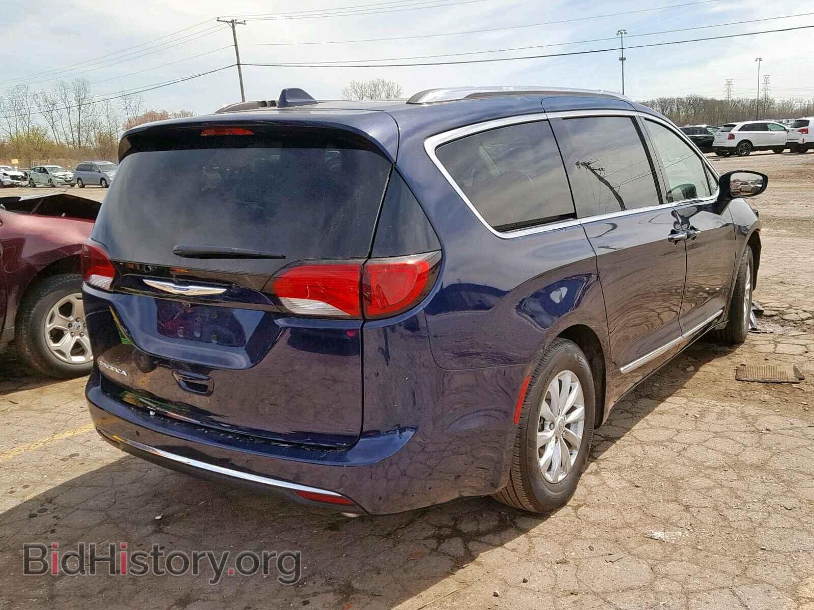2018 CHRYSLER PACIFICA T - VIN: 2C4RC1EG9JR291941 - Фото 4