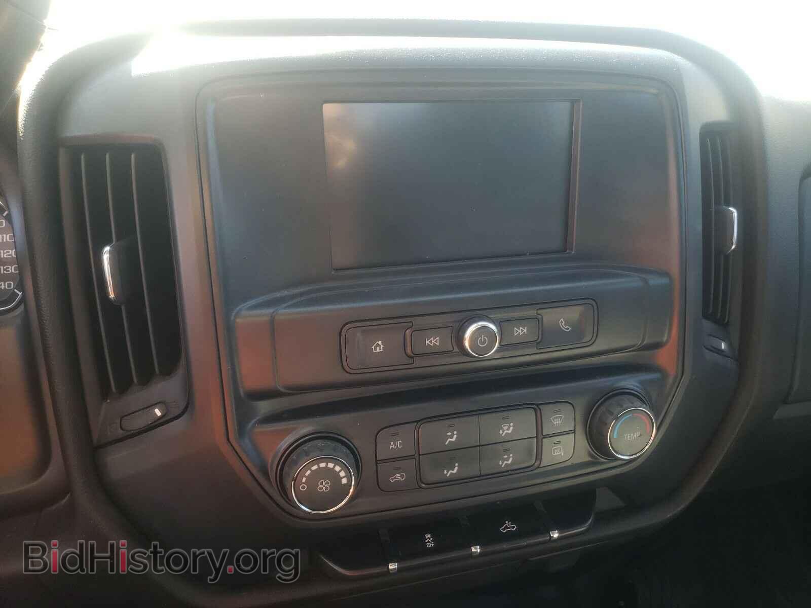 2018 CHEVROLET SILVERADO - VIN: 1GCRCNEC6JZ212946 - Фото 6