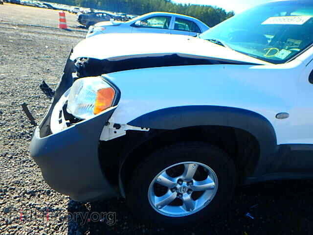 2006 MAZDA TRIBUTE - VIN: 4F2YZ92Z96KM00547 - Фото 10