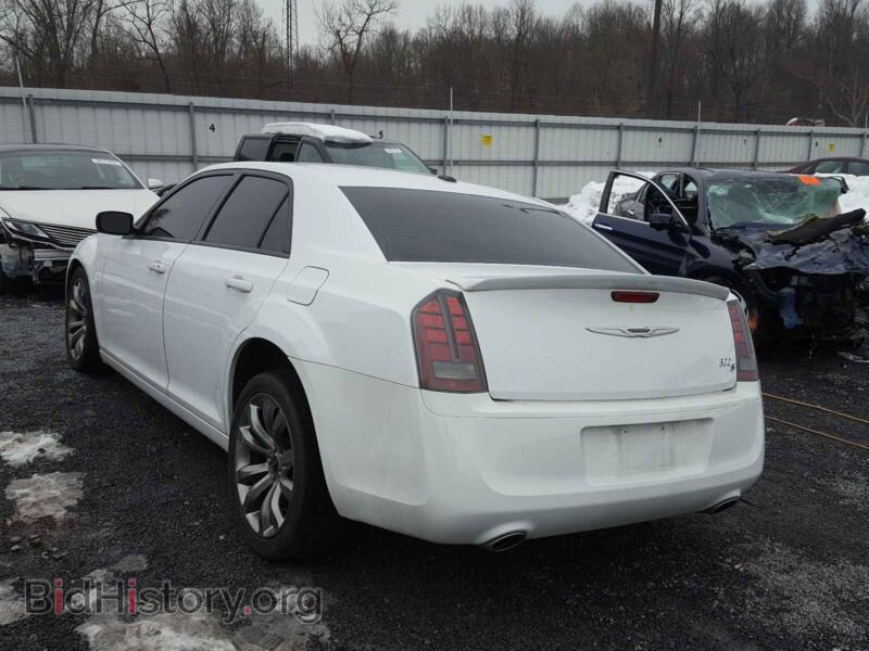 2014 Chrysler 300 (VIN 2C3CCABGXEH283180) — photo 3 of 10