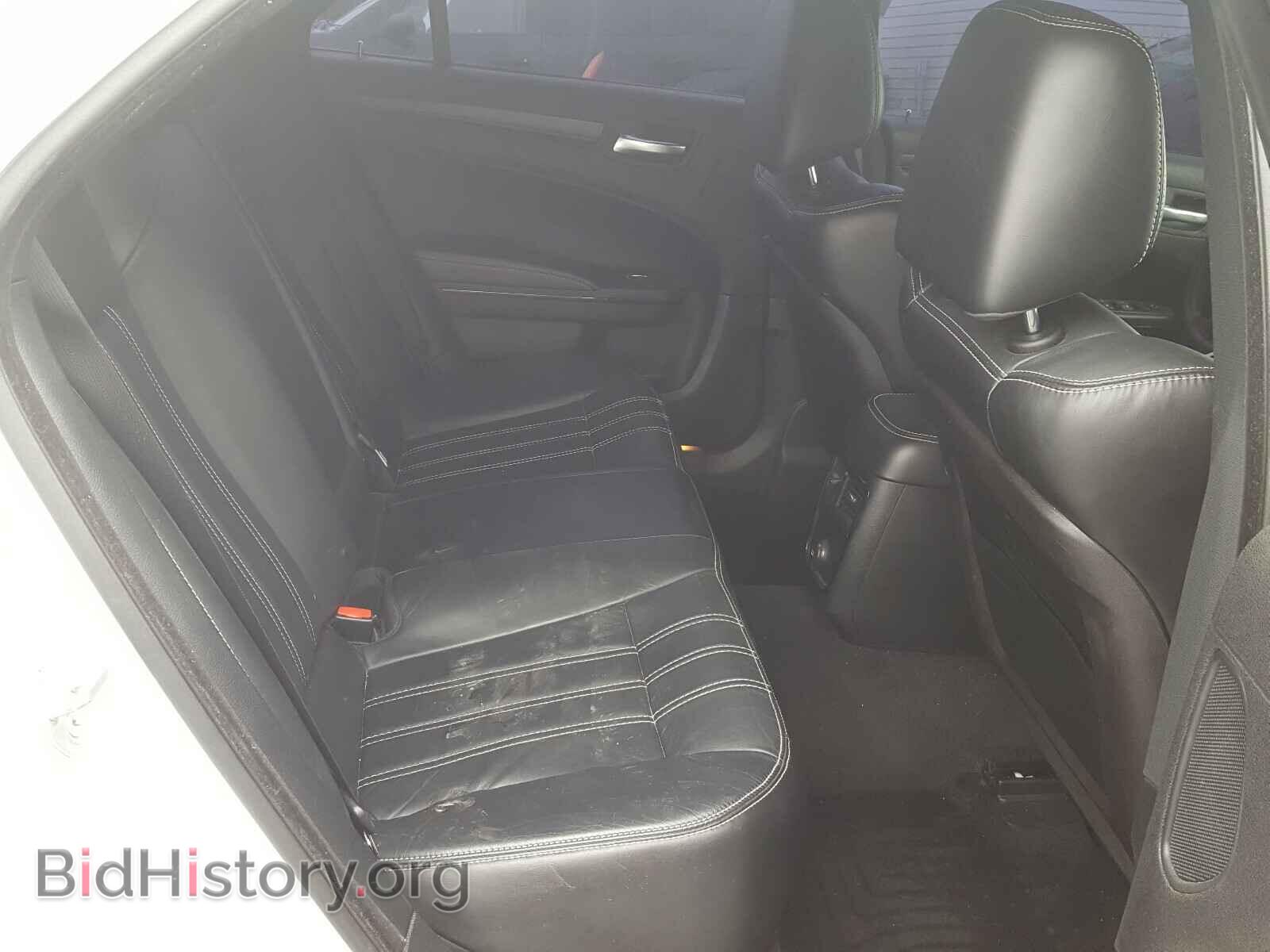 2014 CHRYSLER 300 - VIN: 2C3CCABGXEH283180 - Фото 6