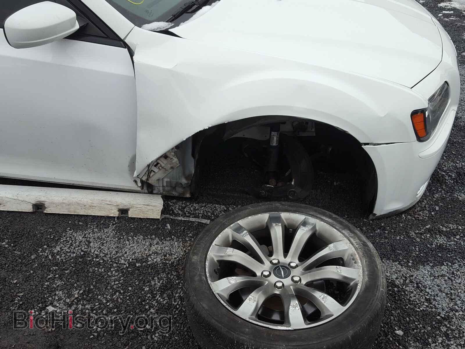 2014 CHRYSLER 300 - VIN: 2C3CCABGXEH283180 - Фото 9