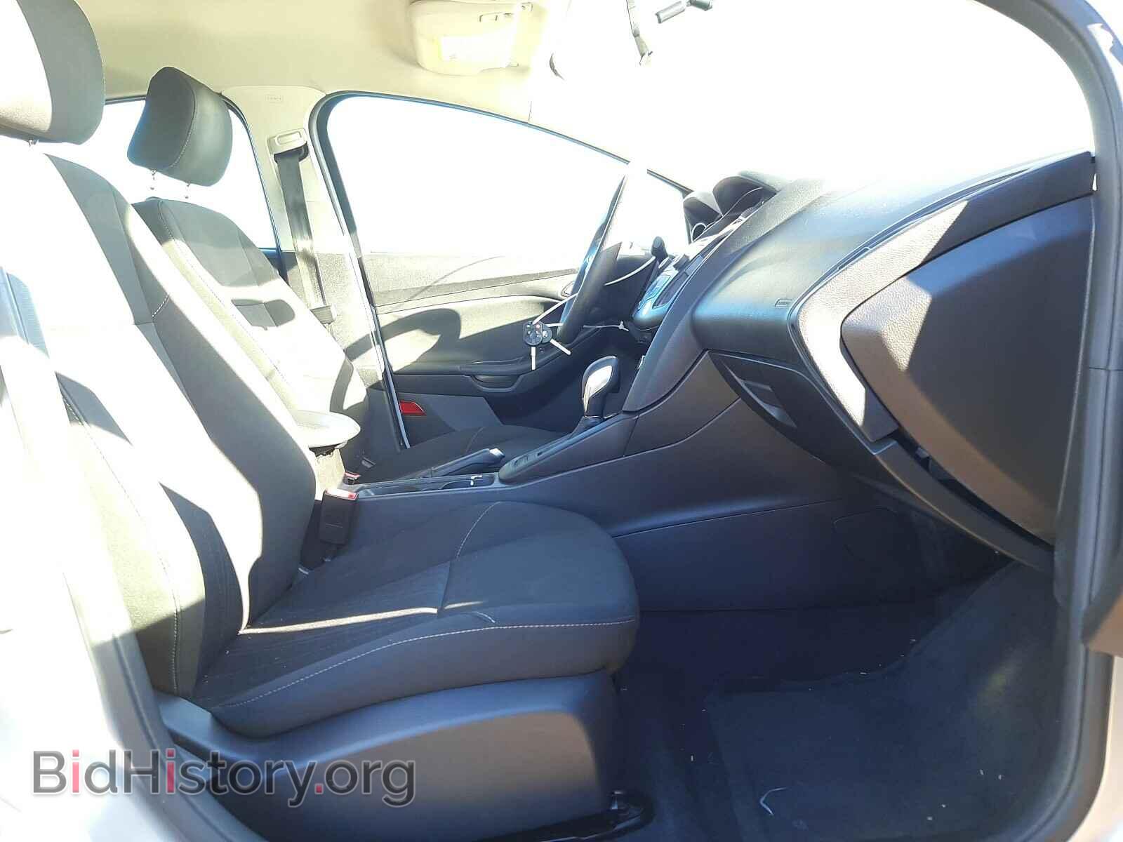 2017 FORD FOCUS - VIN: 1FADP3F24HL271988 - Фото 5
