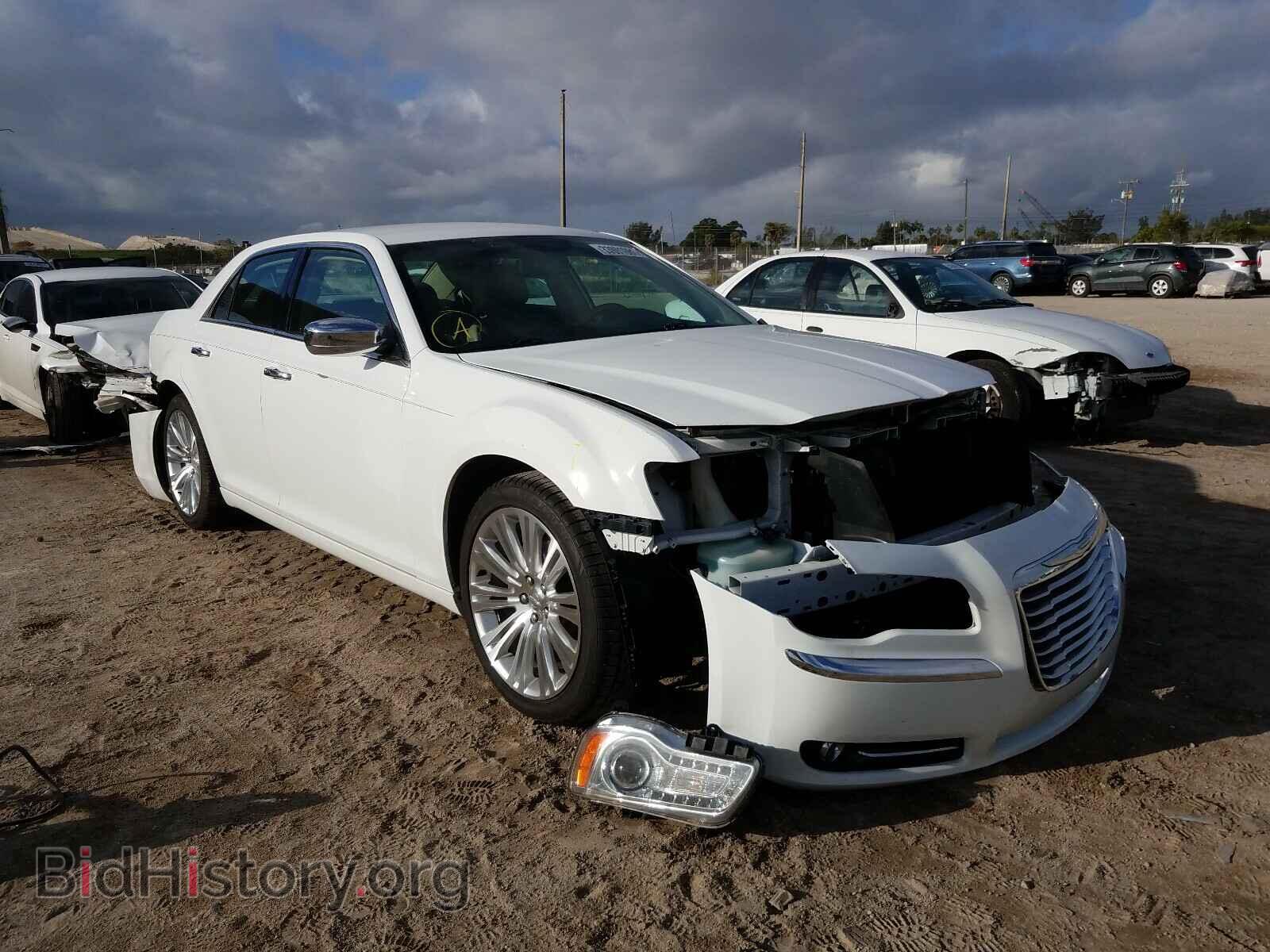 Фотография 2C3CCAEG5EH200198 - CHRYSLER 300 2014