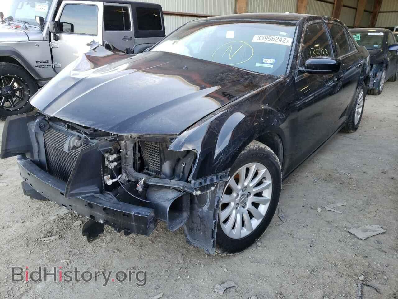 2014 CHRYSLER 300 - VIN: 2C3CCAAGXEH206956 - Фото 2