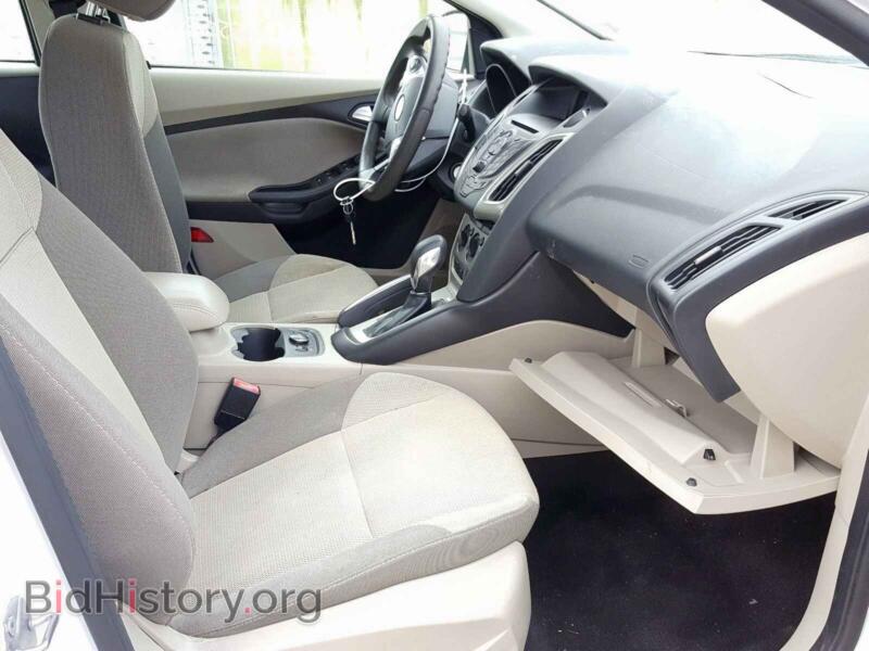 2013 Ford FOCUS (VIN 1FADP3F22DL156087) — photo 5 of 10