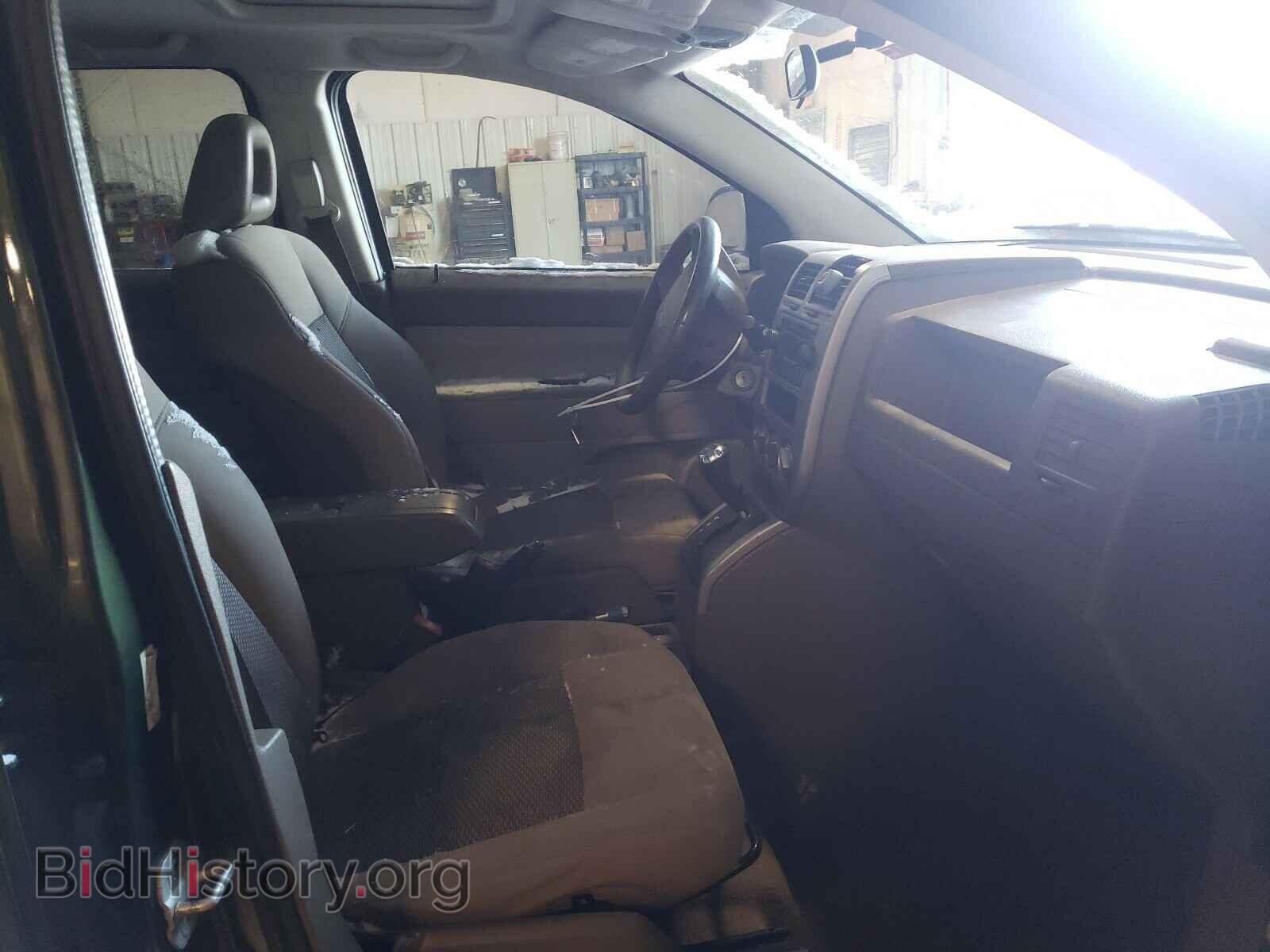 2007 JEEP COMPASS - VIN: 1J8FT47W07D145232 - Photo 5