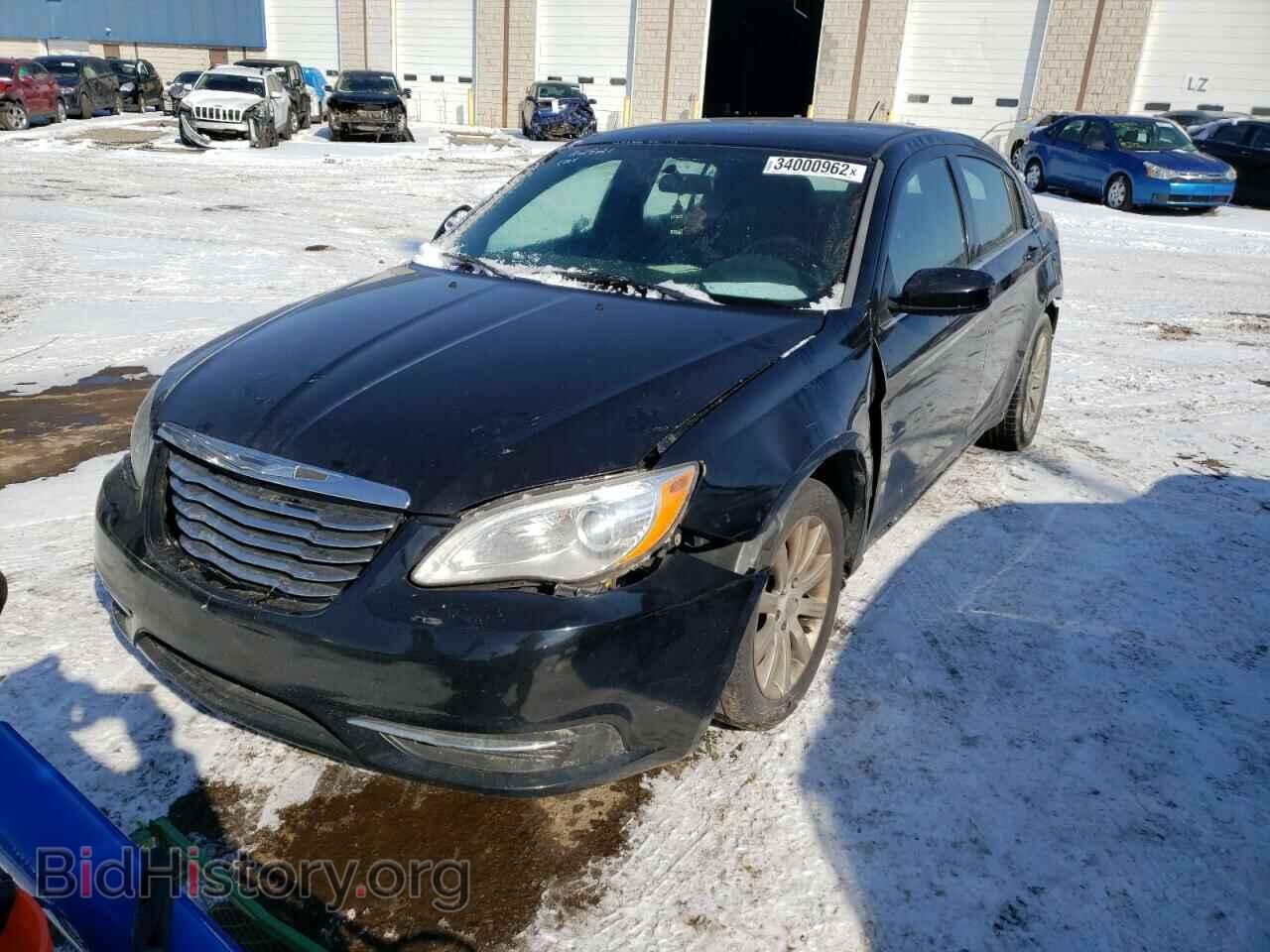 2011 CHRYSLER 200 - VIN: 1C3BC1FB1BN625239 - Фото 2
