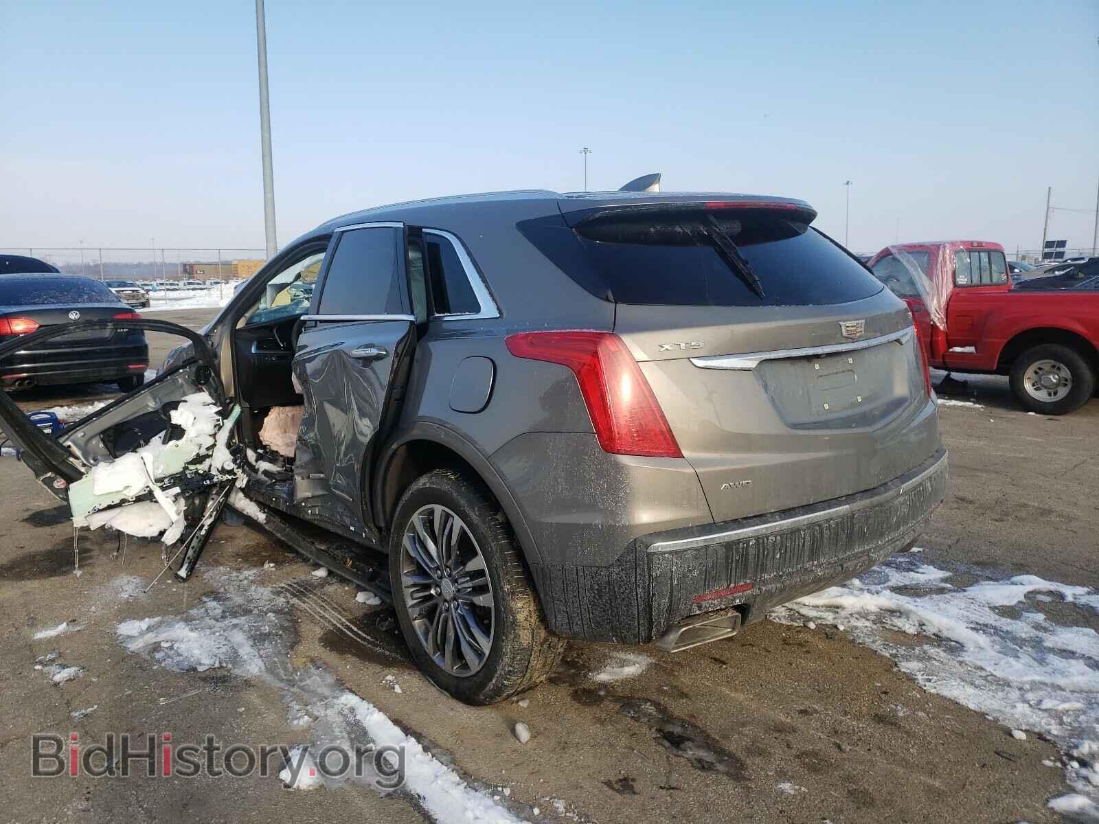 2018 CADILLAC XT5 - VIN: 1GYKNFRS4JZ111966 - Фото 3