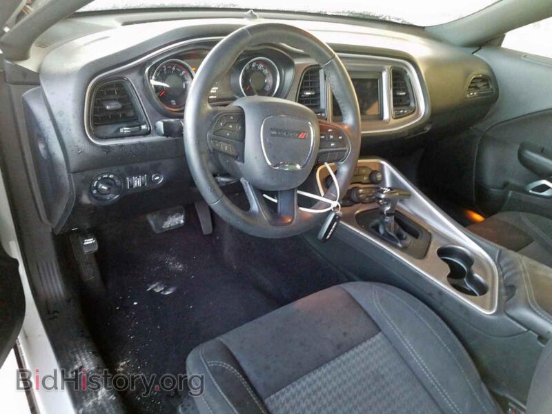 2019 Dodge CHALLENGER (VIN 2C3CDZAG1KH561666) — photo 9 of 10