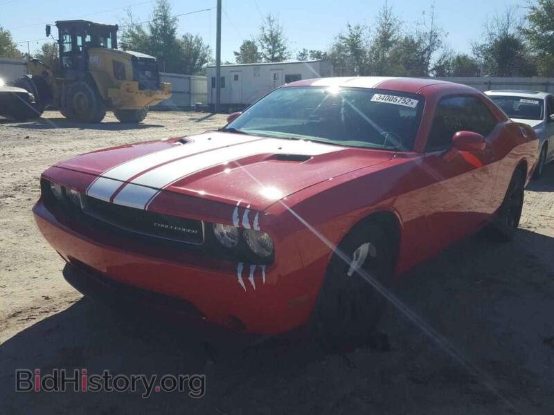 2014 Dodge CHALLENGER (VIN 2C3CDYAG0EH208754) — фото 2 из 10