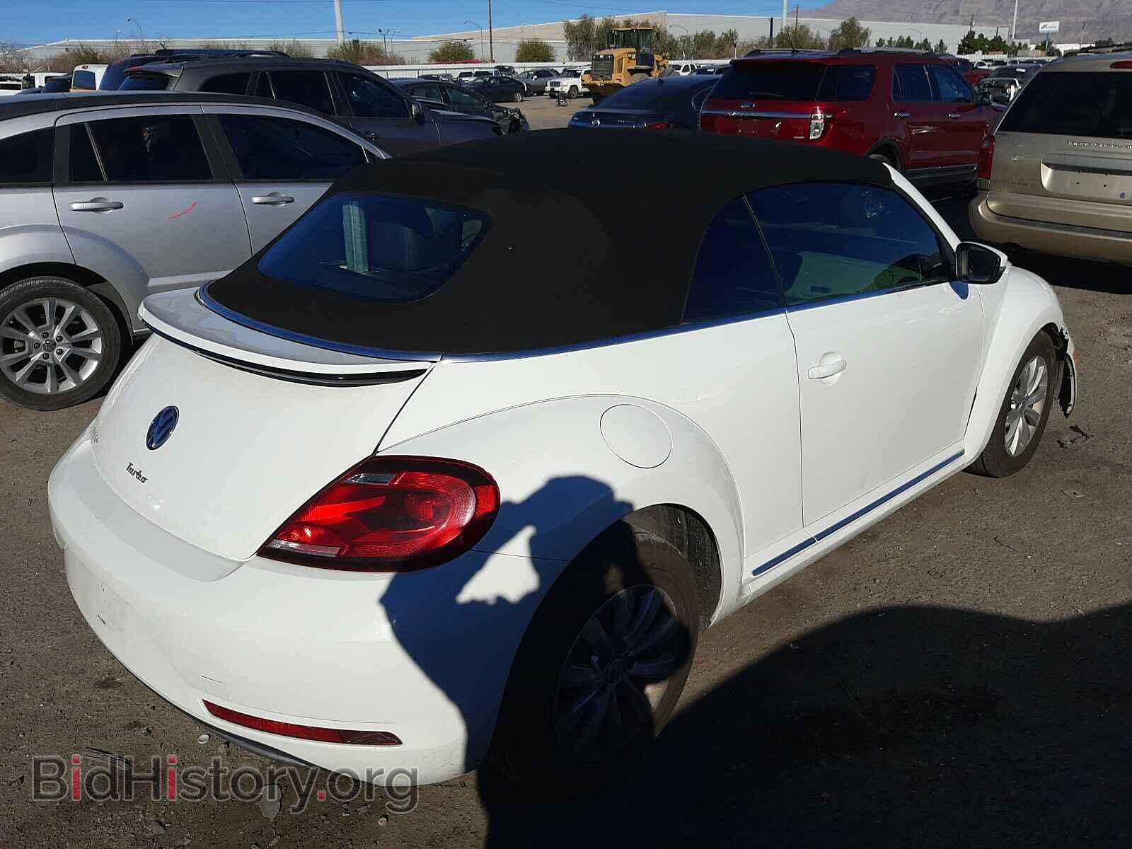 2018 VOLKSWAGEN BEETLE - VIN: 3VW5DAAT2JM510452 - Фото 4