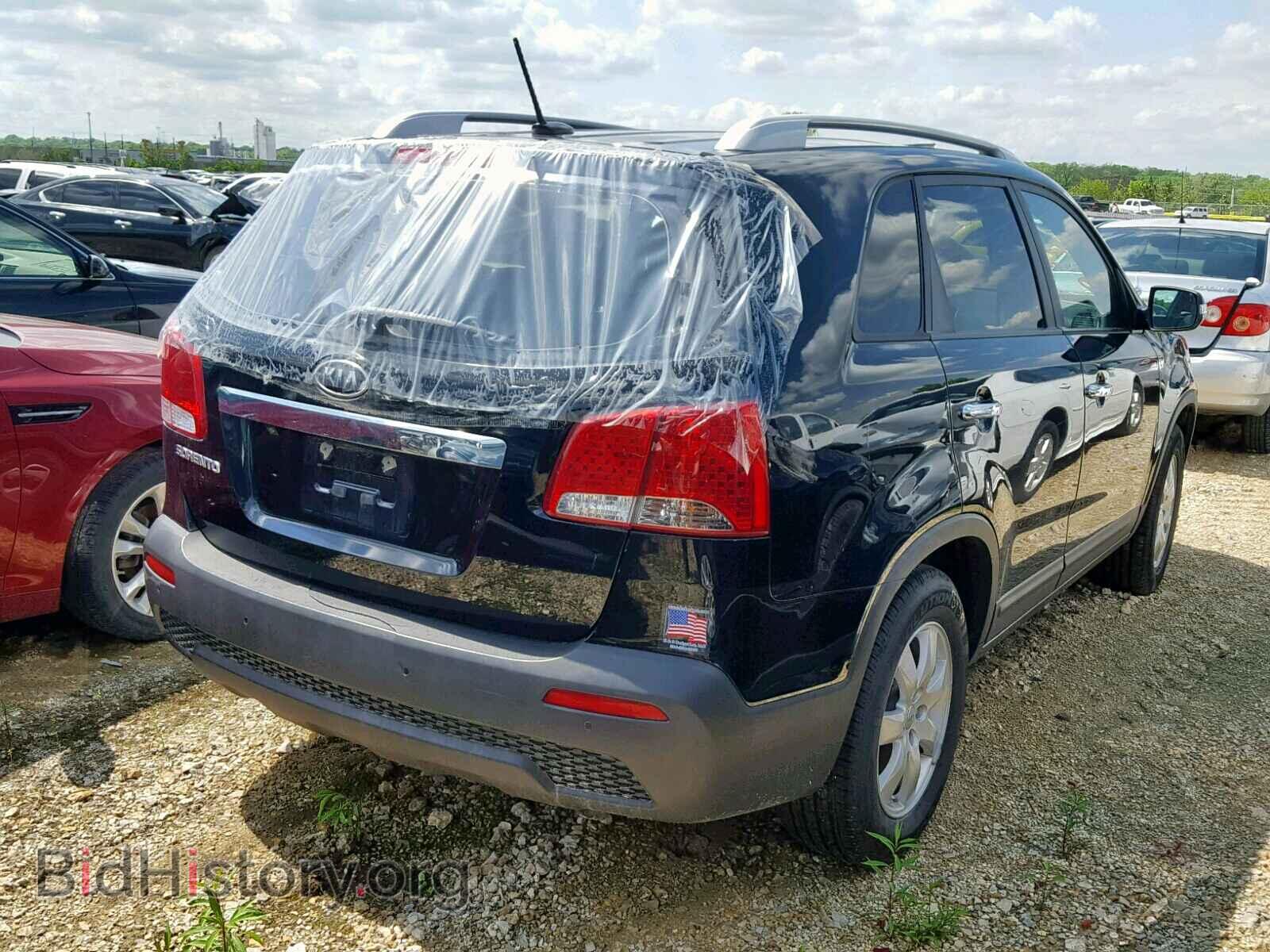 2013 KIA SORENTO LX - VIN: 5XYKT4A64DG324708 - Фото 4
