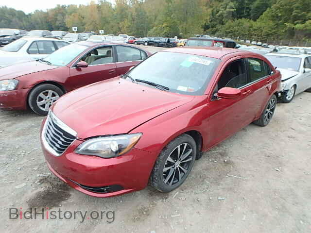2013 CHRYSLER 200 - VIN: 1C3CCBBG2DN766318 - Фото 2