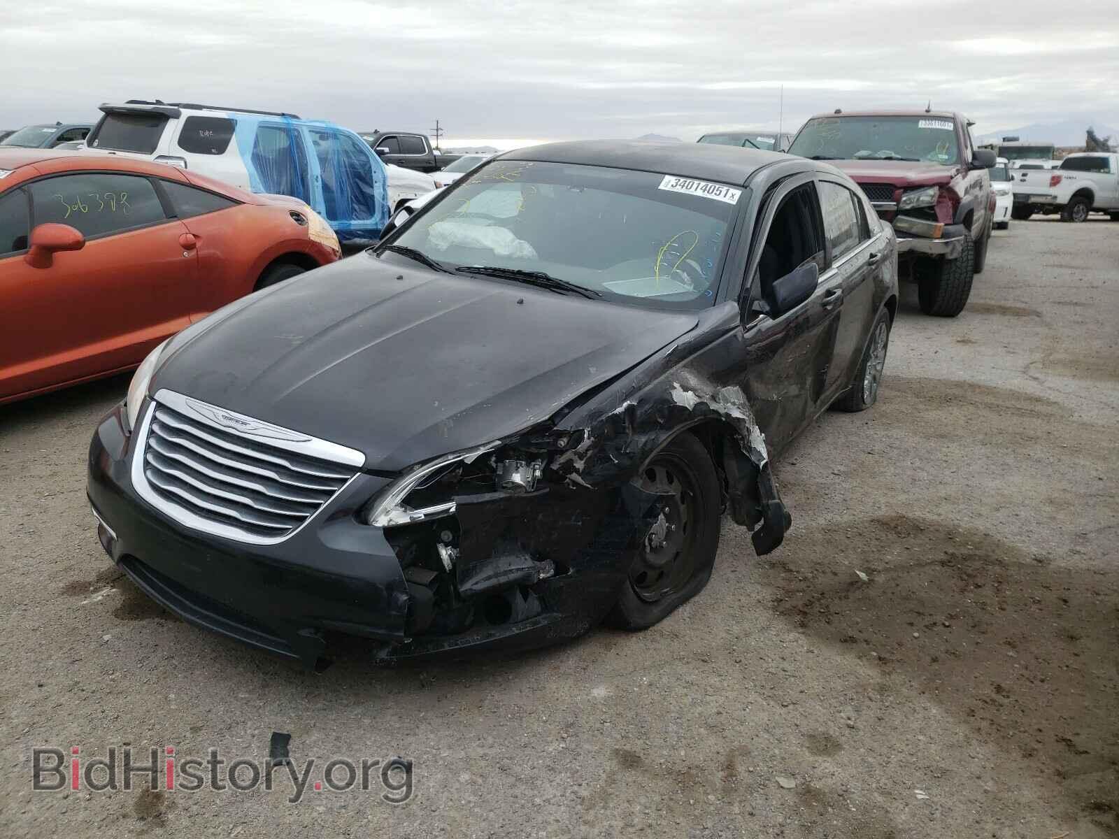 2013 CHRYSLER 200 - VIN: 1C3CCBAB5DN686517 - Фото 2