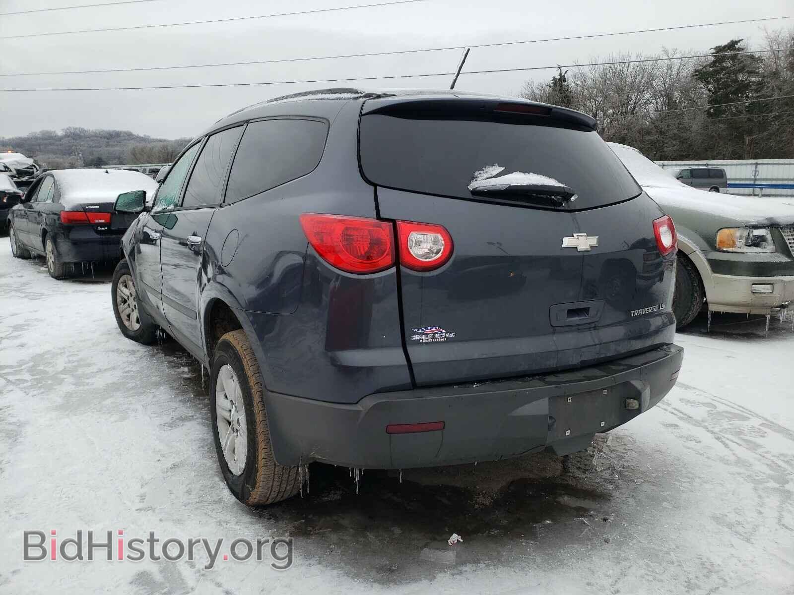 2011 CHEVROLET TRAVERSE - VIN: 1GNKREED1BJ114777 - Фото 3