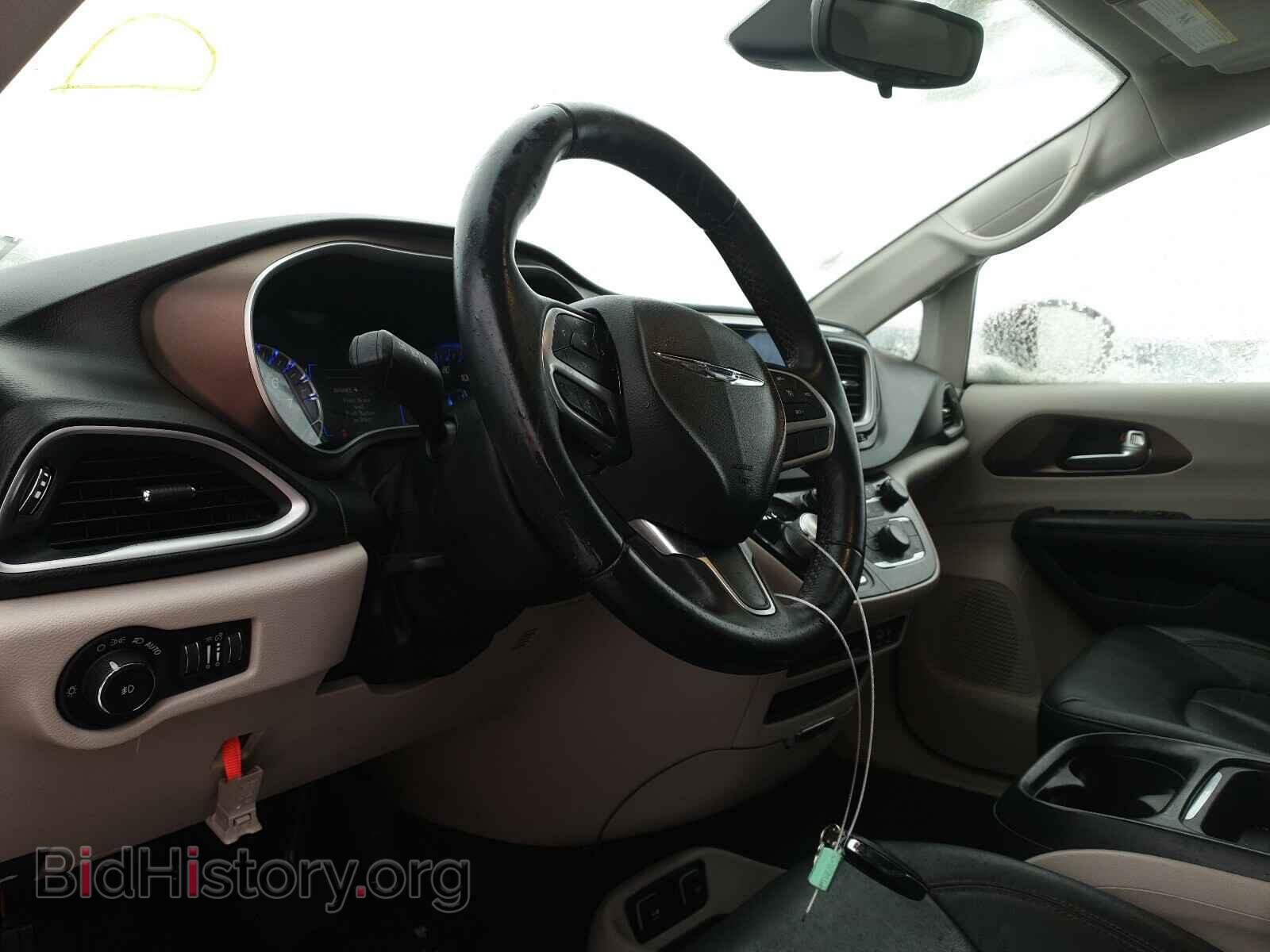 2017 CHRYSLER PACIFICA - VIN: 2C4RC1BG3HR757992 - Фото 9
