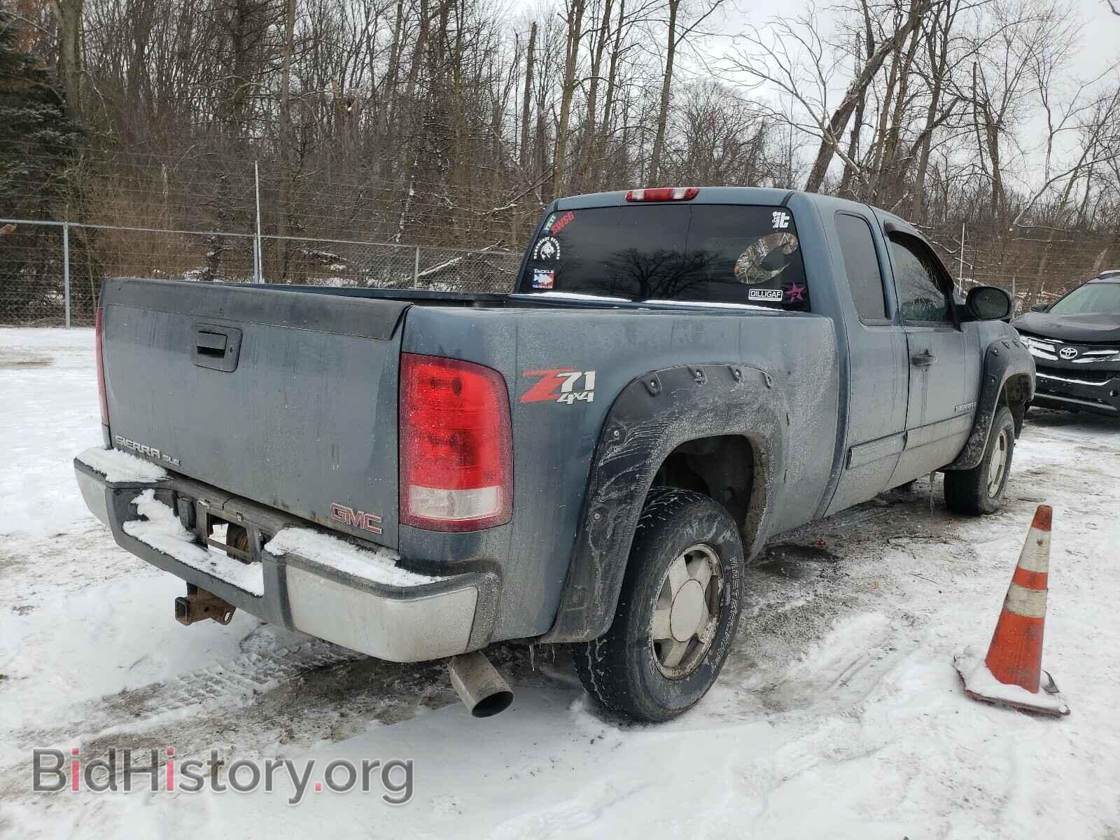 2007 GMC SIERRA - VIN: 2GTEK19J771604905 - Фото 4