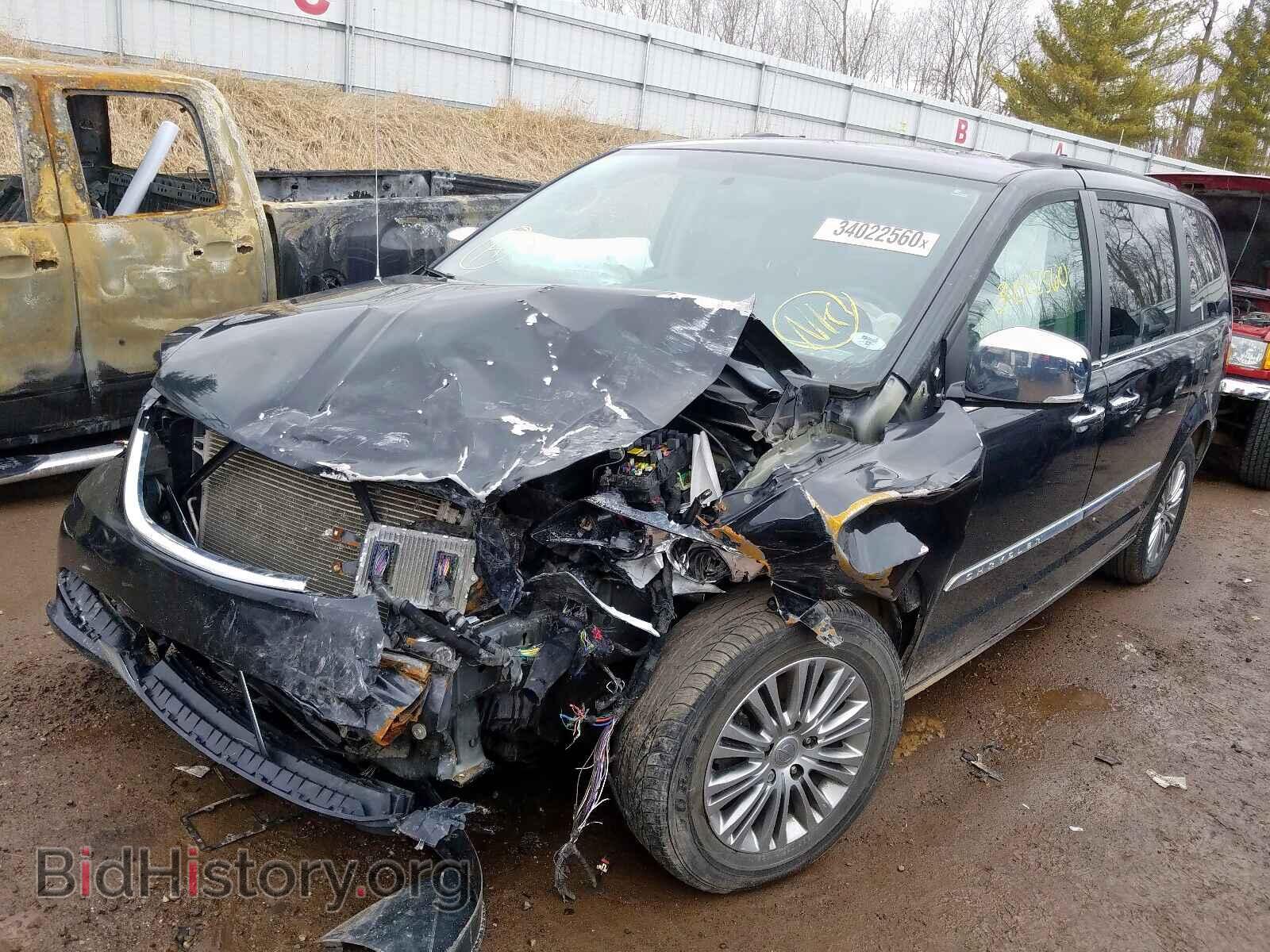 2013 CHRYSLER TOWN & COU - VIN: 2C4RC1CGXDR806548 - Фото 2