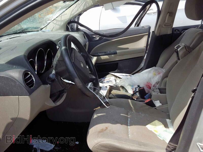 2010 Dodge CALIBER (VIN 1B3CB4HA8AD618593) — фото 5 из 10