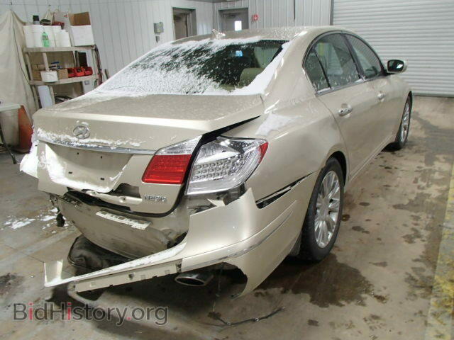 2009 HYUNDAI GENESIS - VIN: KMHGC46E49U028689 - Фото 4