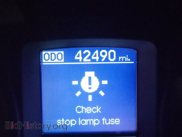 2009 HYUNDAI GENESIS - VIN: KMHGC46E49U028689 - Фото 8