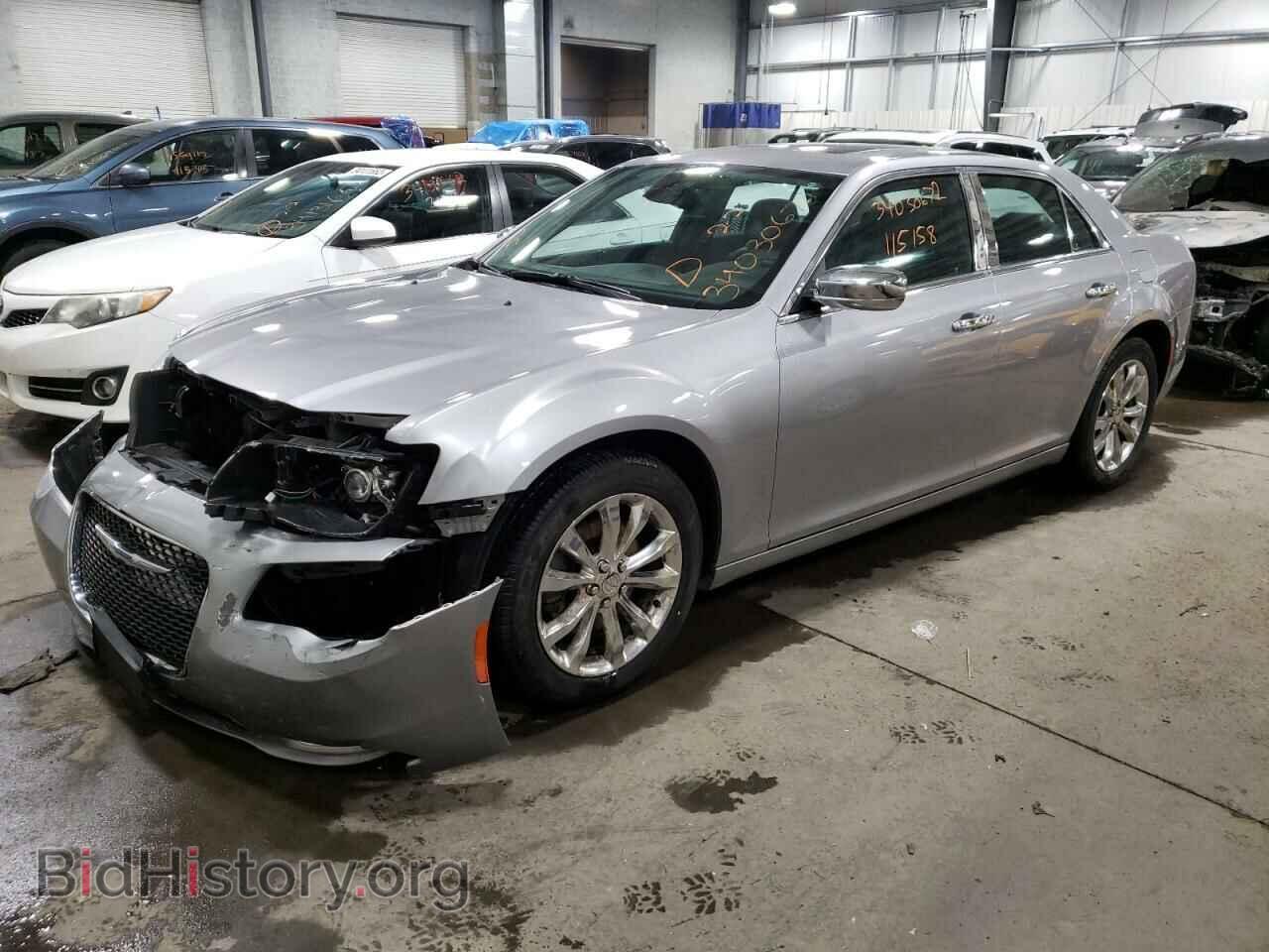 2016 CHRYSLER 300 - VIN: 2C3CCARG8GH157070 - Фото 2