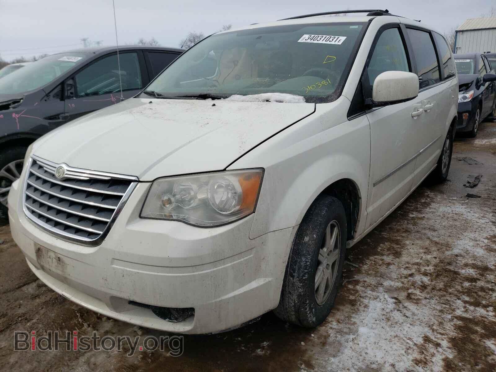 2010 CHRYSLER MINIVAN - VIN: 2A4RR5D1XAR310381 - Фото 2