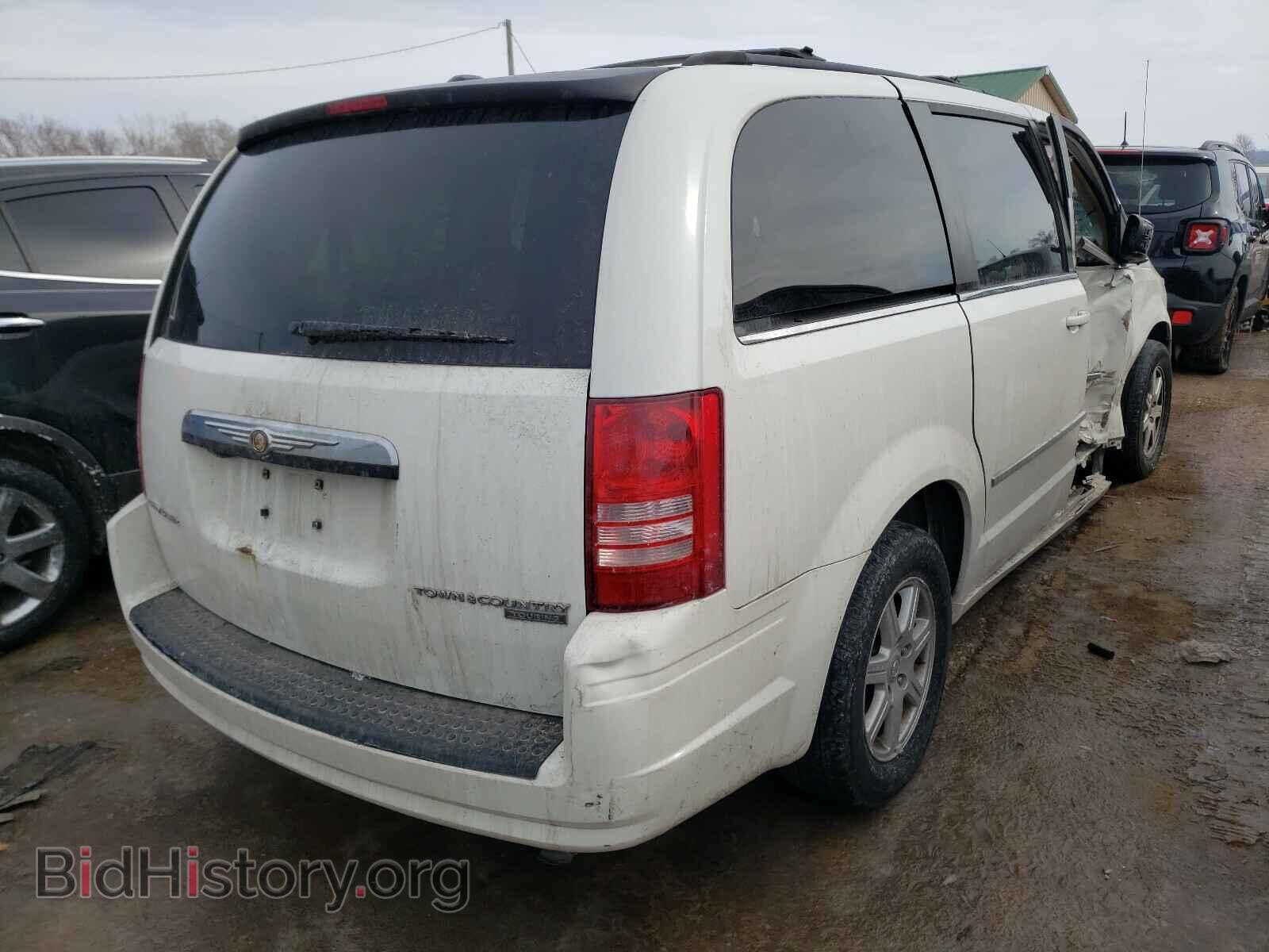 2010 CHRYSLER MINIVAN - VIN: 2A4RR5D1XAR310381 - Фото 4