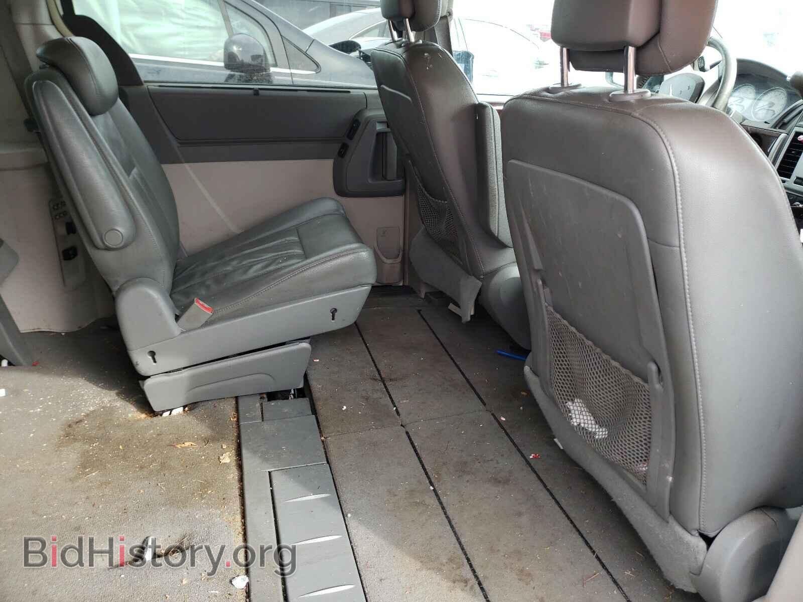2010 CHRYSLER MINIVAN - VIN: 2A4RR5D1XAR310381 - Фото 6