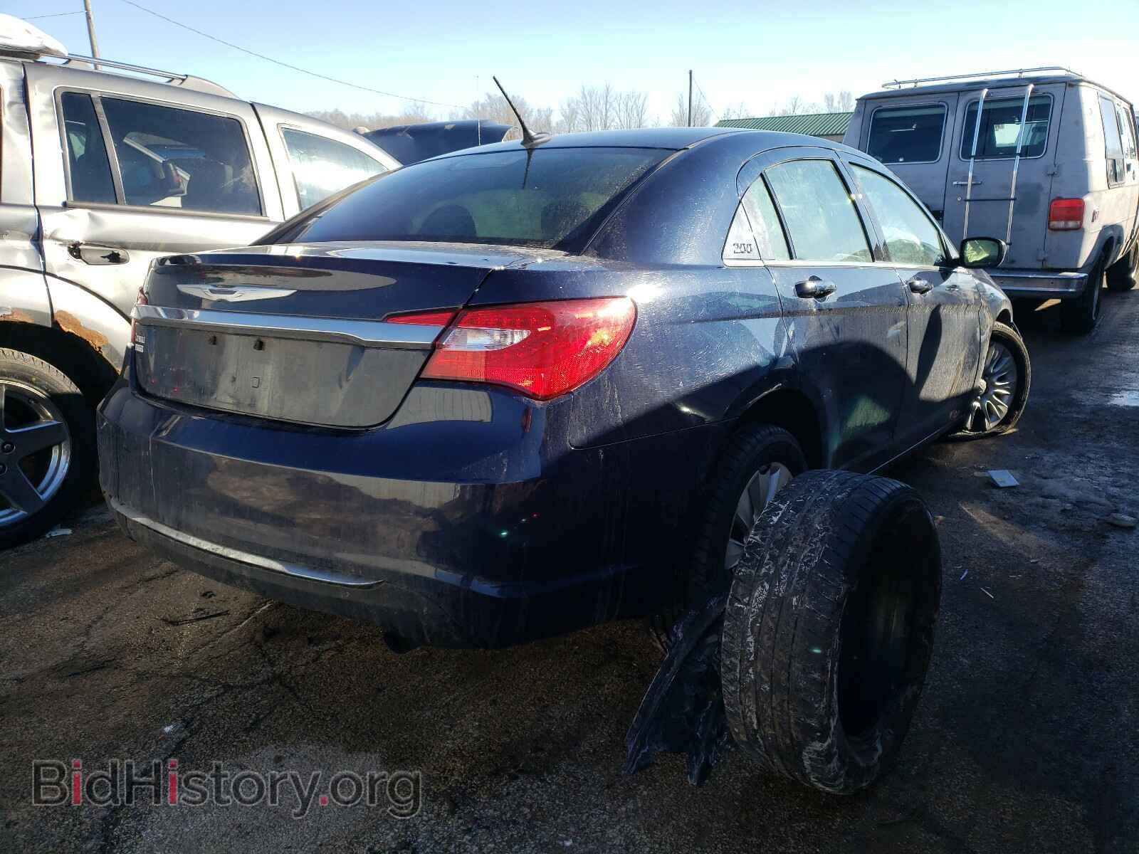 2013 CHRYSLER 200 - VIN: 1C3CCBAB1DN560512 - Фото 4