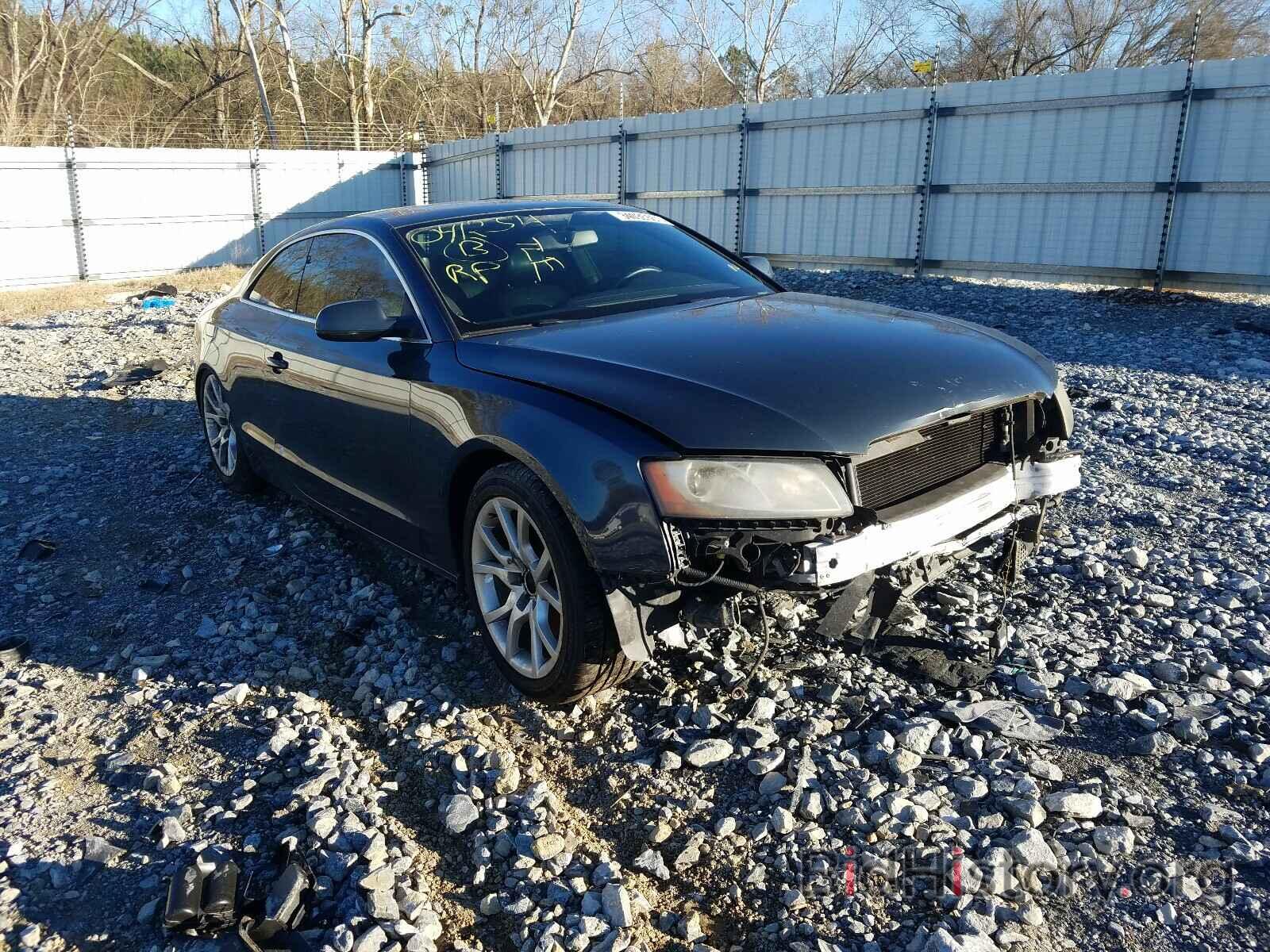 Photo WAUGFAFRXBA041254 - AUDI A5 2011