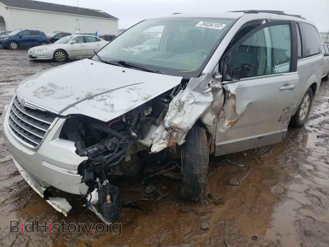 2009 CHRYSLER MINIVAN - VIN: 2A8HR54159R562593 - Фото 2