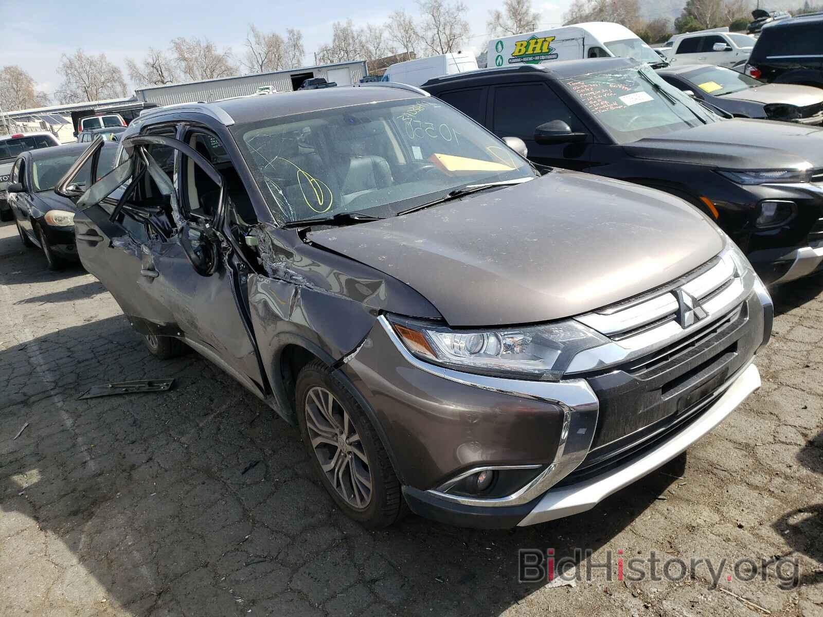 Фотография JA4AZ3A34HZ053578 - MITSUBISHI OUTLANDER 2017