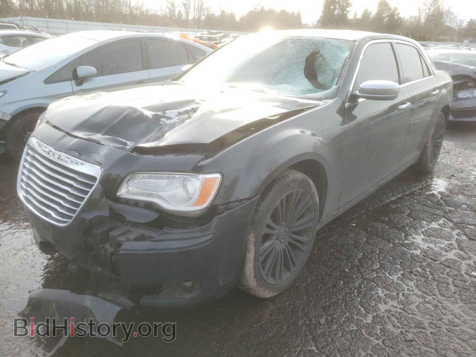 2011 CHRYSLER 300 - VIN: 2C3CA5CG6BH537085 - Фото 2