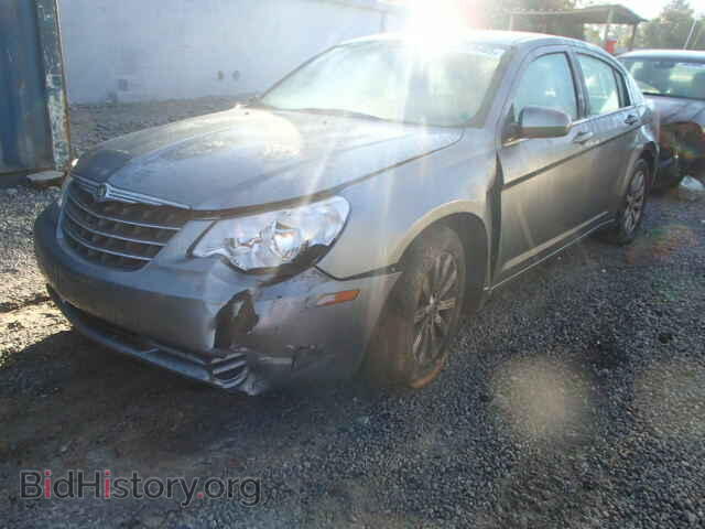 2010 CHRYSLER SEBRING - VIN: 1C3CC5FB2AN162814 - Фото 2