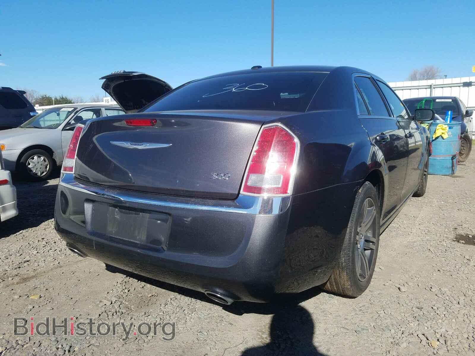 2014 CHRYSLER 300 - VIN: 2C3CCAAG3EH199980 - Фото 4