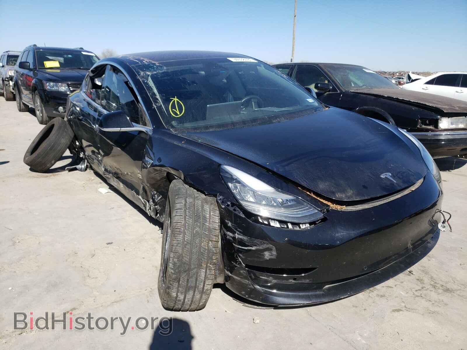 Фотография 5YJ3E1EA7JF157520 - TESLA MODEL 3 2018