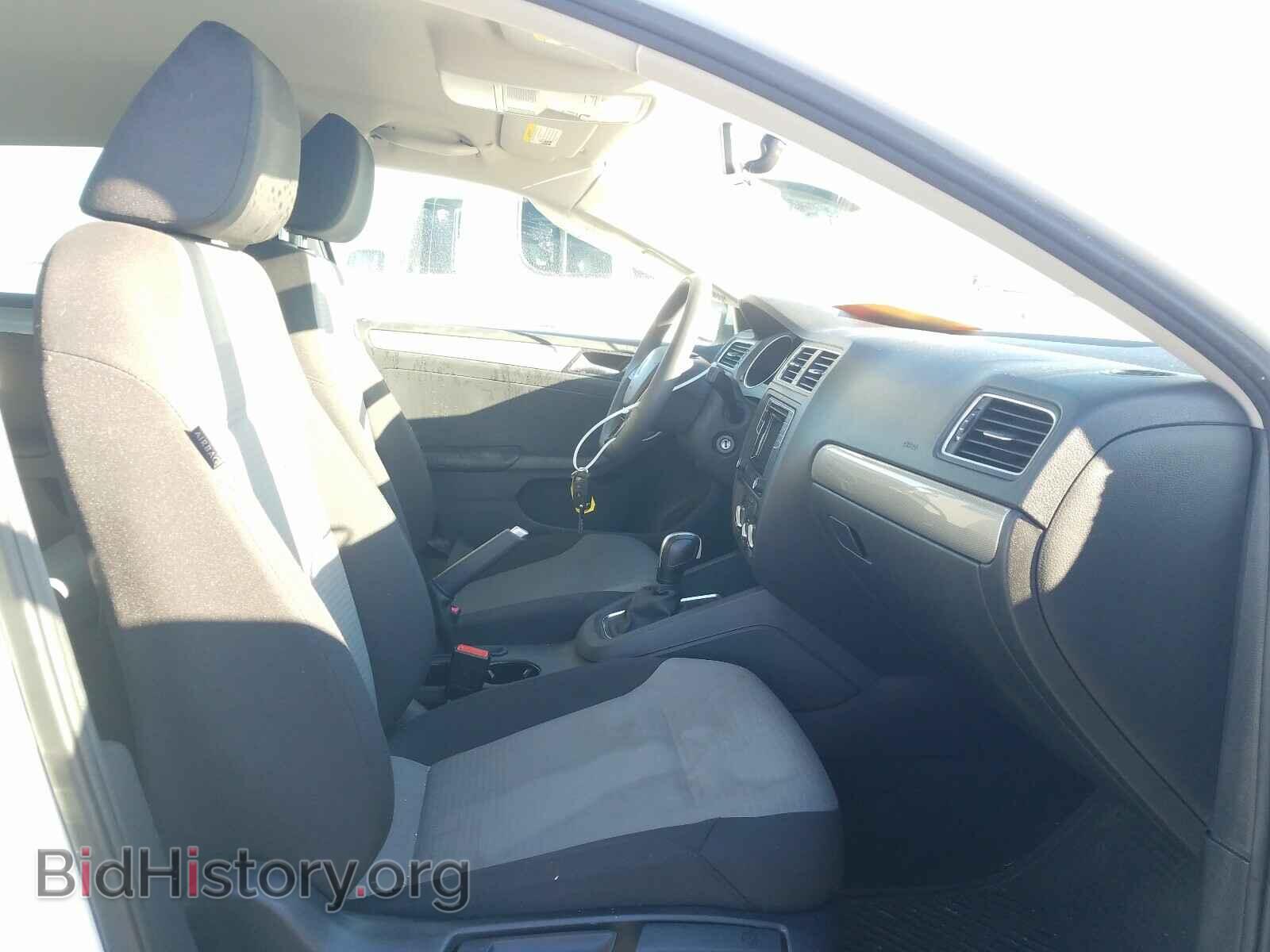 2017 VOLKSWAGEN JETTA - VIN: 3VW2B7AJ2HM334149 - Фото 5