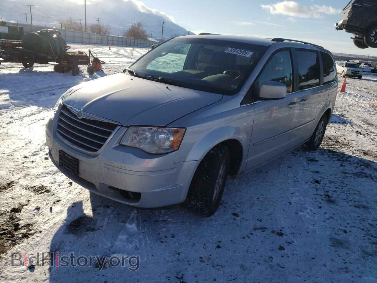 2010 CHRYSLER MINIVAN - VIN: 2A4RR5D15AR347855 - Фото 2