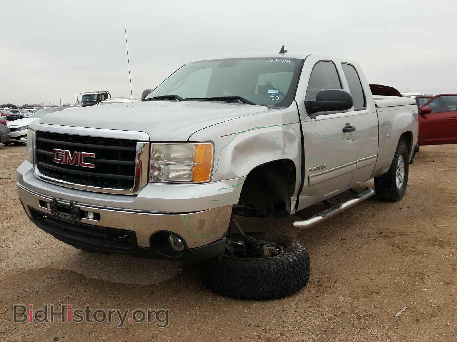 2010 GMC SIERRA - VIN: 1GTSKVE32AZ126098 - Photo 2