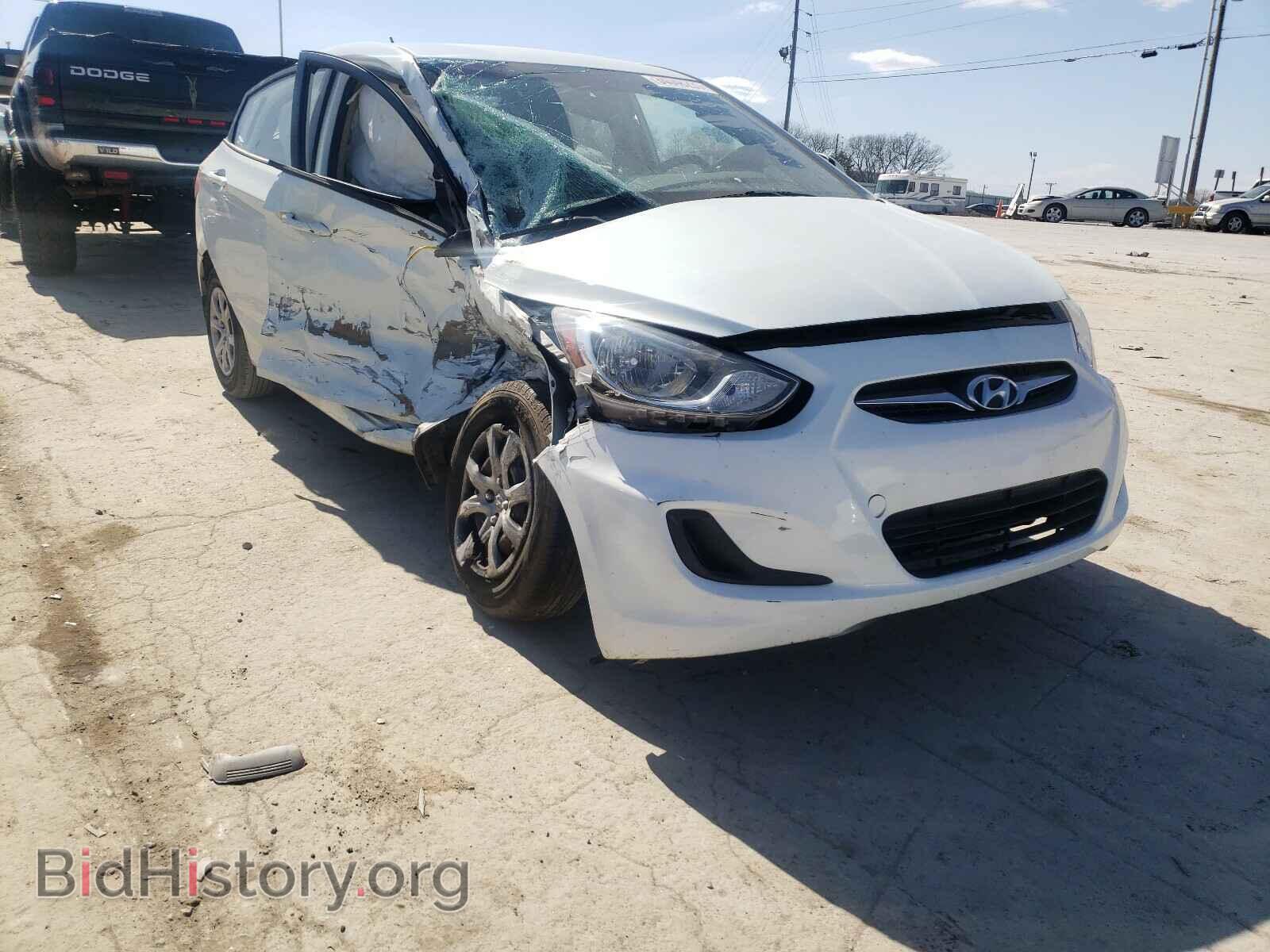 Фотография KMHCT4AE5DU333584 - HYUNDAI ACCENT 2013